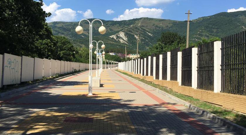 Гостиница Guest House on Lunacharskogo 153 Геленджик-8