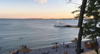 Гостиница Guest House on Lunacharskogo 153 Геленджик-1